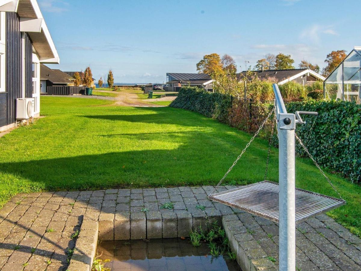 6 Person Holiday Home In Sj Lund Sjolund Екстер'єр фото