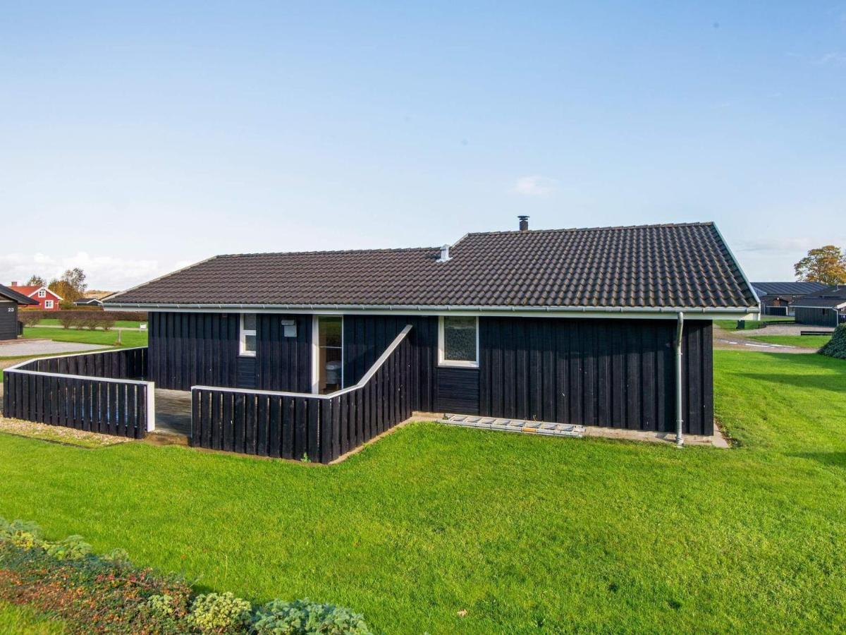 6 Person Holiday Home In Sj Lund Sjolund Екстер'єр фото