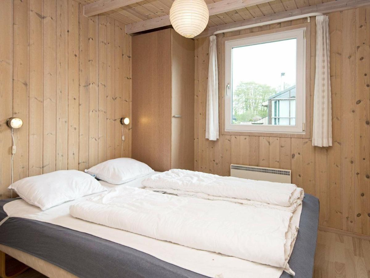 6 Person Holiday Home In Sj Lund Sjolund Екстер'єр фото